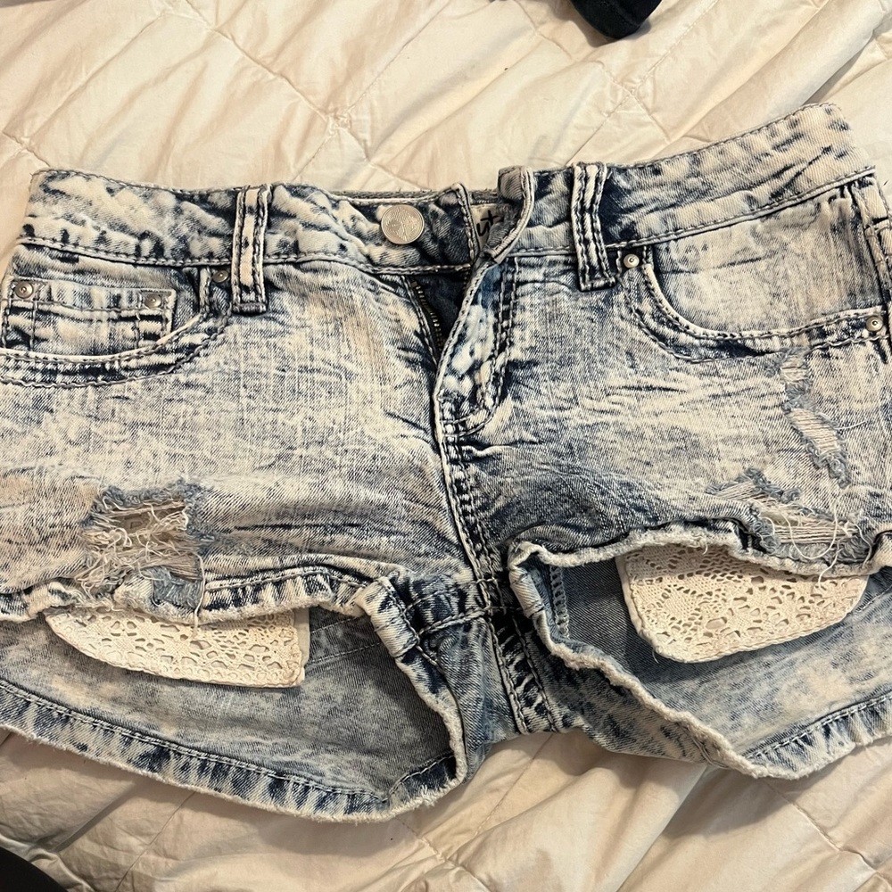Day trip Jean shorts